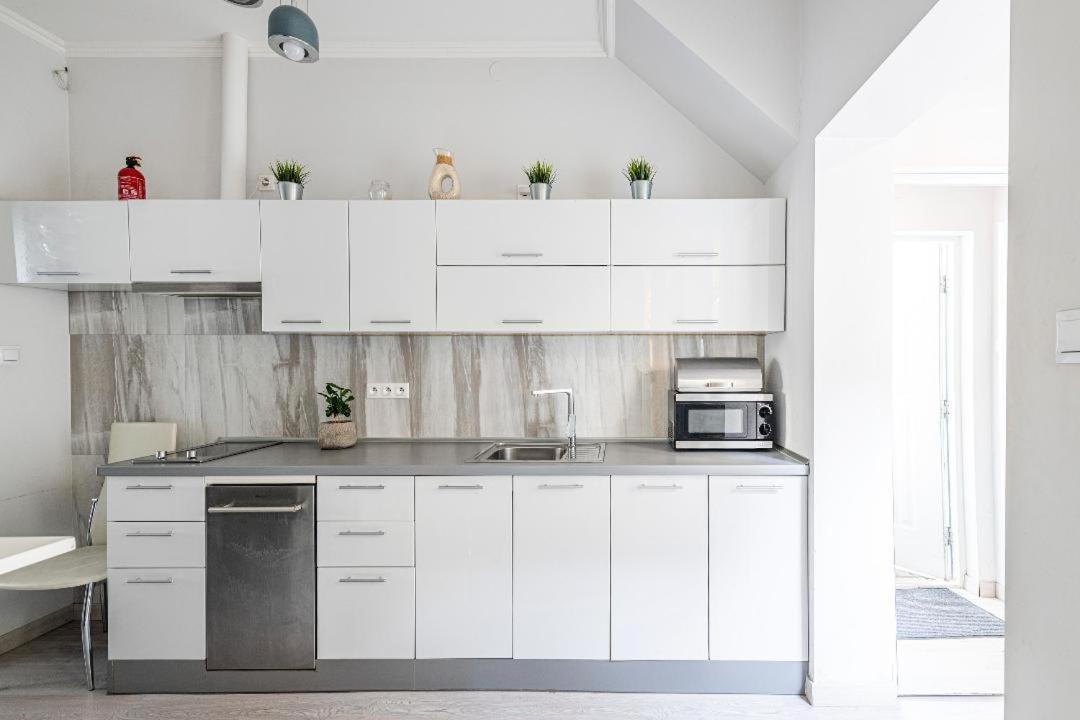 סופוט Beach Apartment I Plazowy Happy Hours מראה חיצוני תמונה